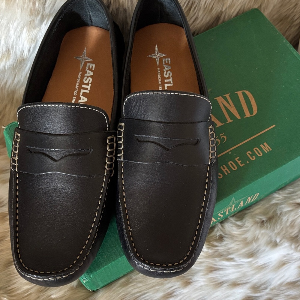 Eastland  Driving Mocs -LIKE NEW
